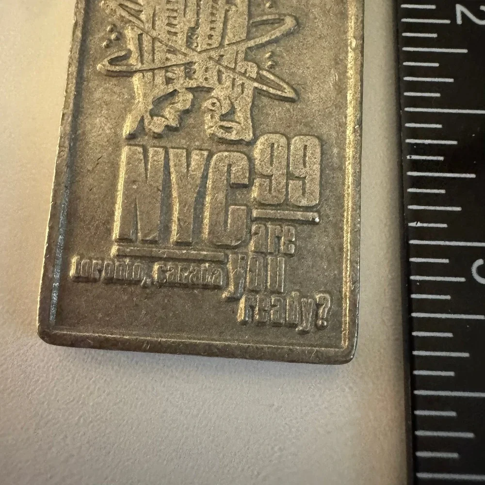 Vintage NYC 99 Toronto Canada Keychain Solid Pewter‎ Souvenir Keyring